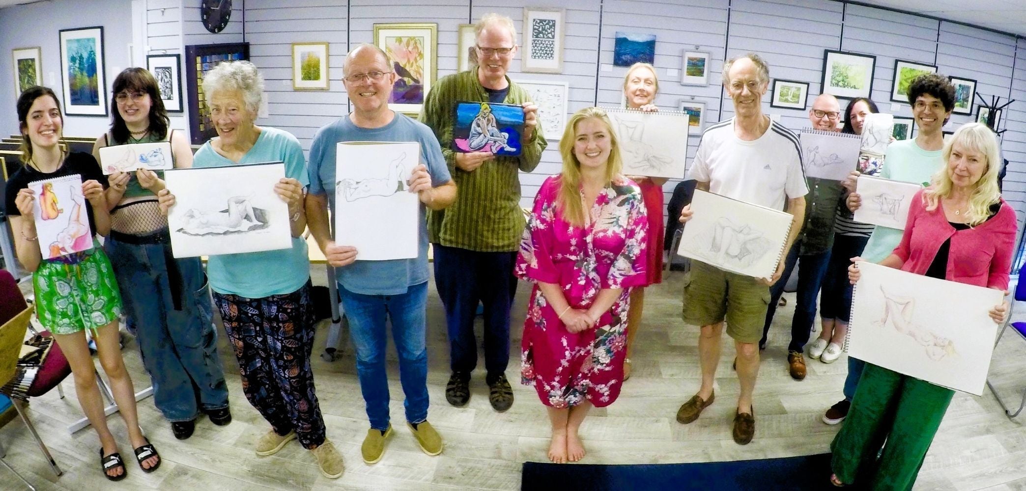 Life drawing in Eynsham, Oxfordshire - join our fortnightly sessions